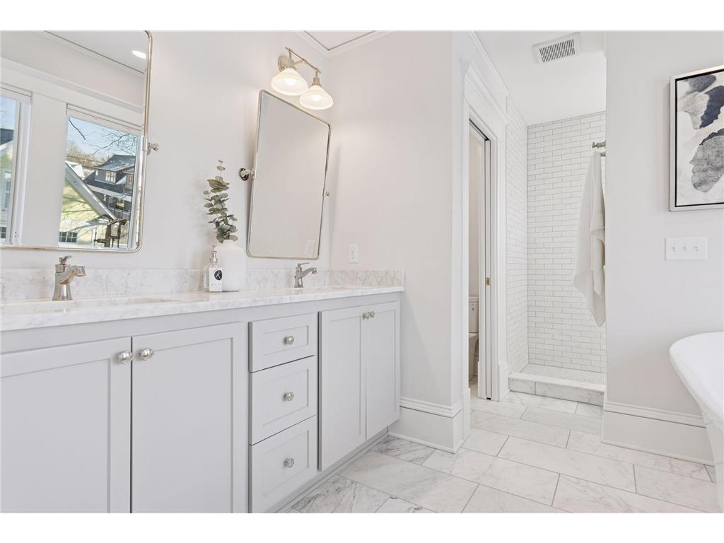 4128 Sheridan Avenue S Minneapolis MN 55410 7013876 image29