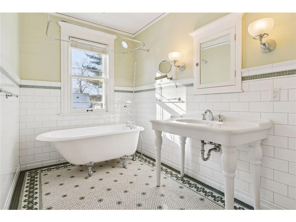 4128 Sheridan Avenue S Minneapolis MN 55410 7013876 image39