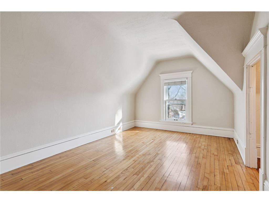 4128 Sheridan Avenue S Minneapolis MN 55410 7013876 image46