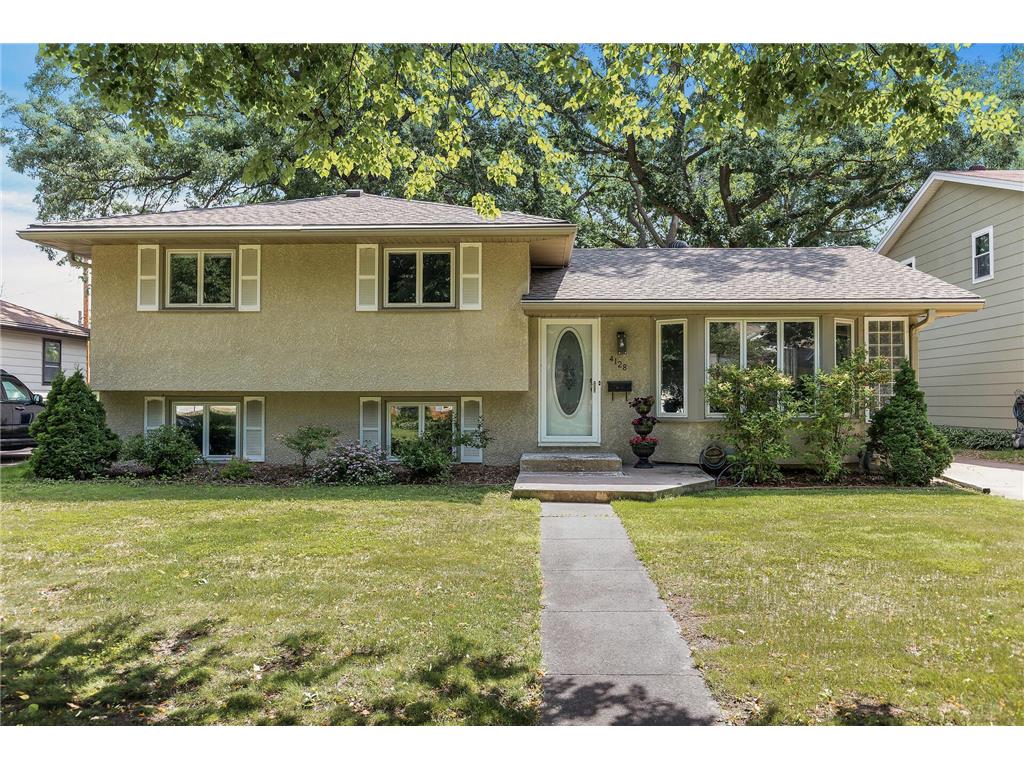 4128 Zane Avenue N Robbinsdale MN 55422 6740835 image1