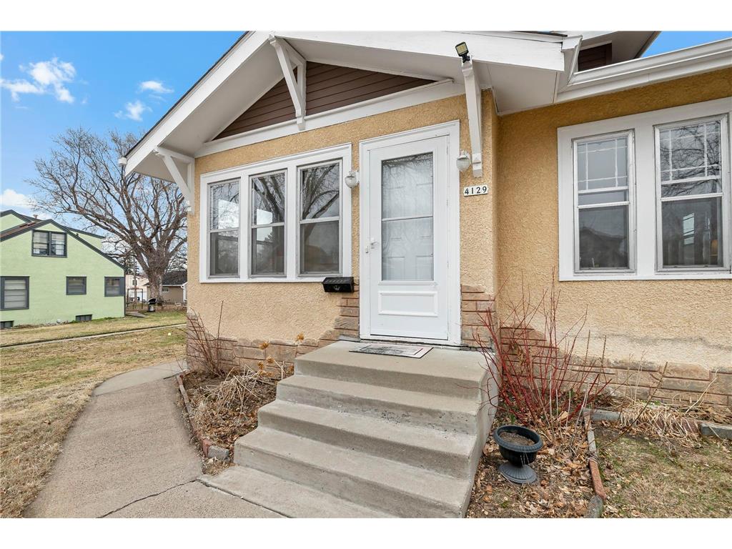 4129 7th Street NE Columbia Heights MN 55421 7039033 image3