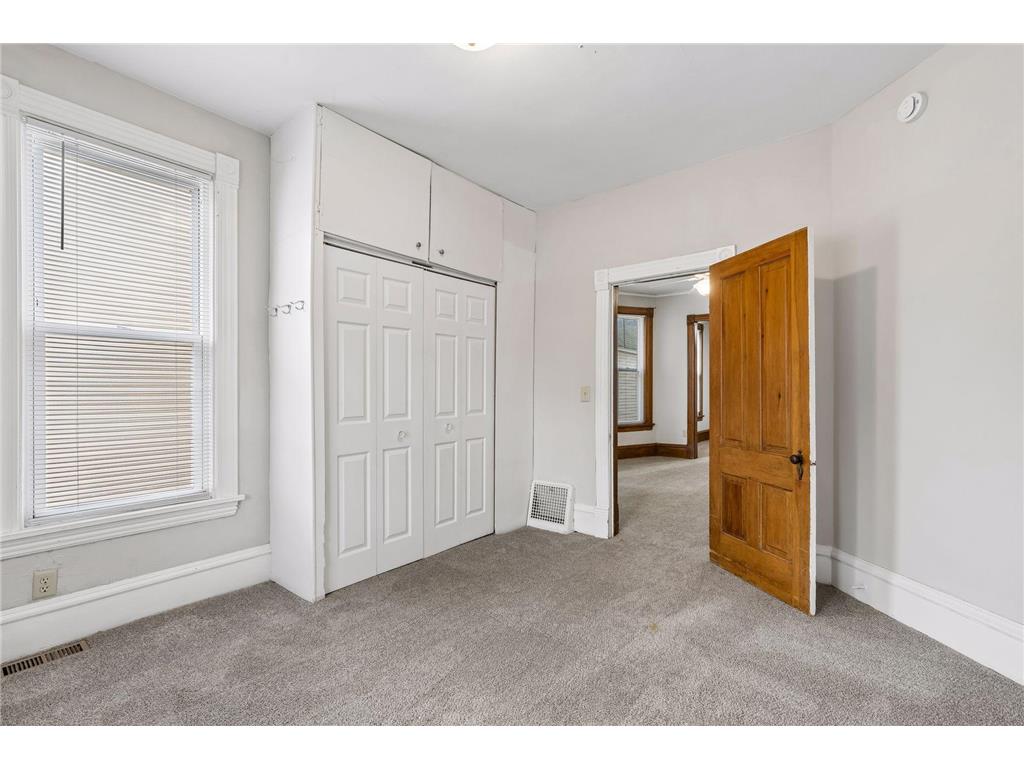 4129 Colfax Avenue N Minneapolis MN 55412 7046833 image11