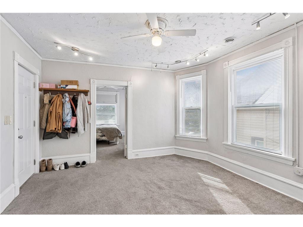 4129 Colfax Avenue N Minneapolis MN 55412 7046833 image27