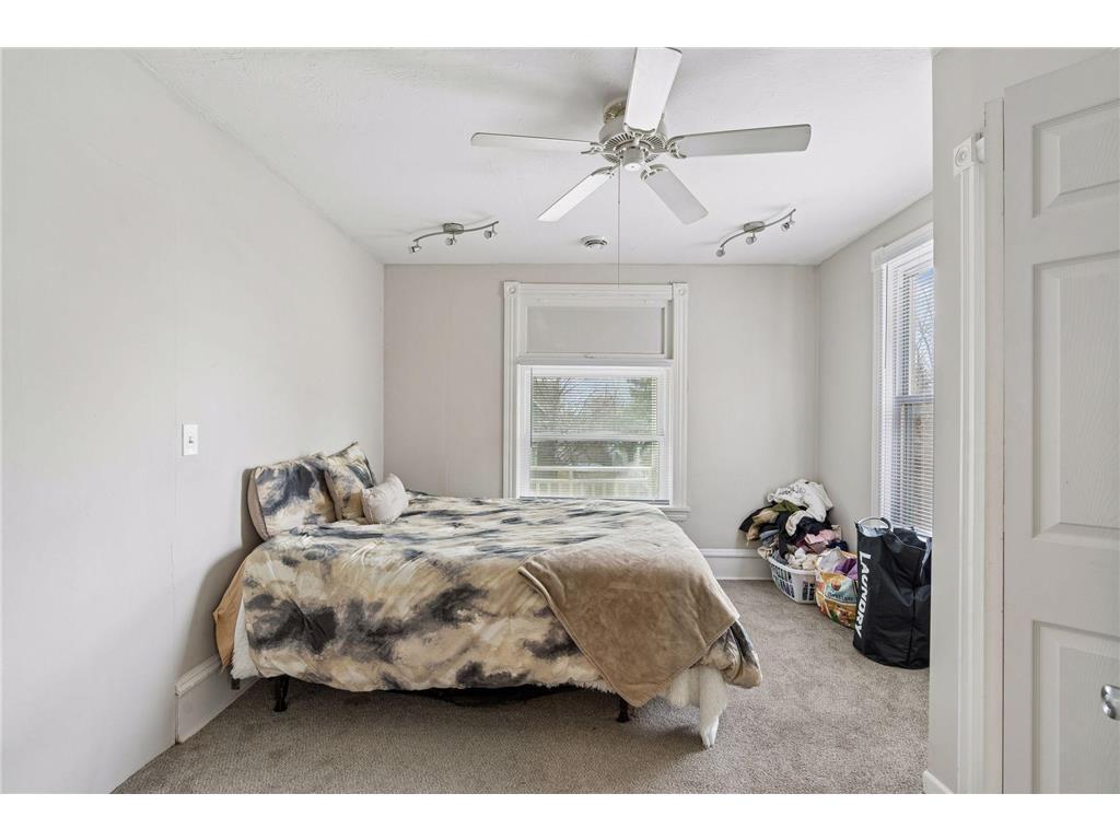 4129 Colfax Avenue N Minneapolis MN 55412 7046833 image35