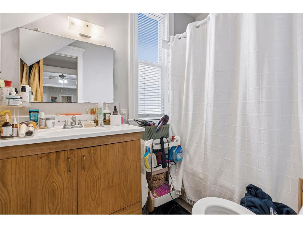 4129 Colfax Avenue N Minneapolis MN 55412 7046833 image49