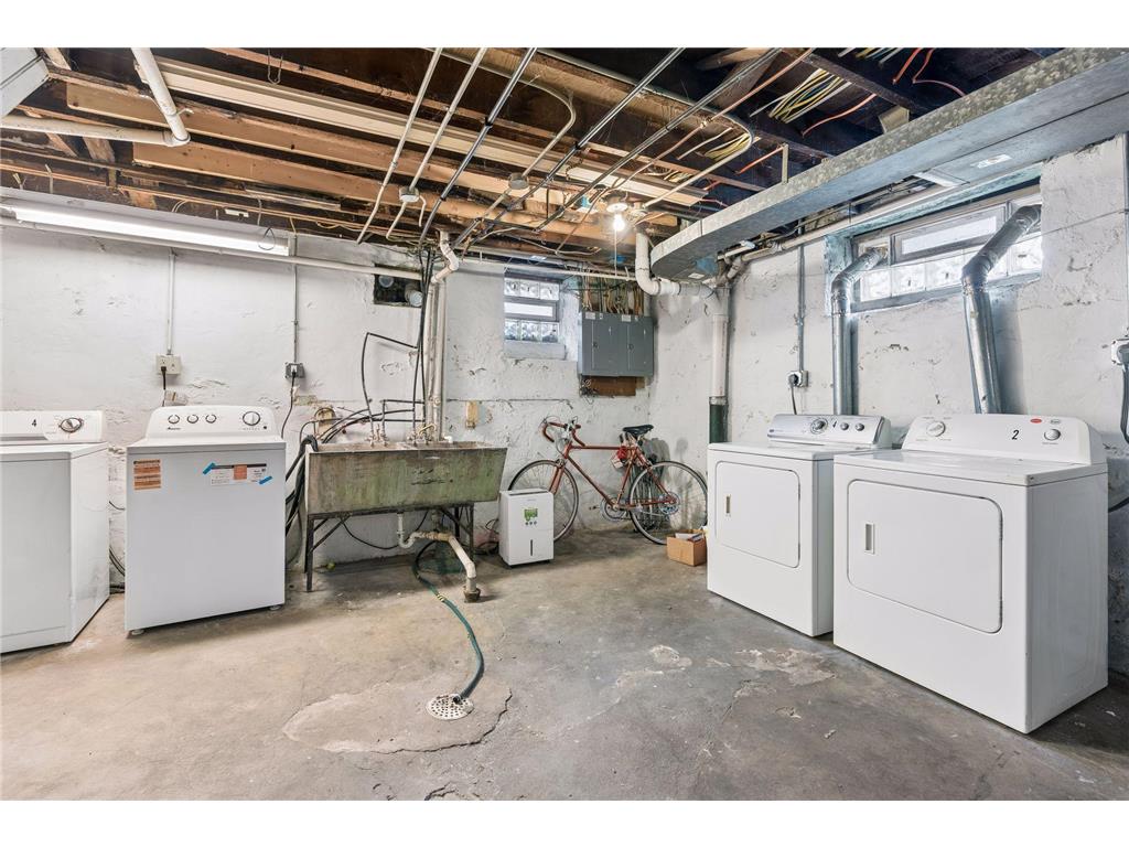 4129 Colfax Avenue N Minneapolis MN 55412 7046833 image62