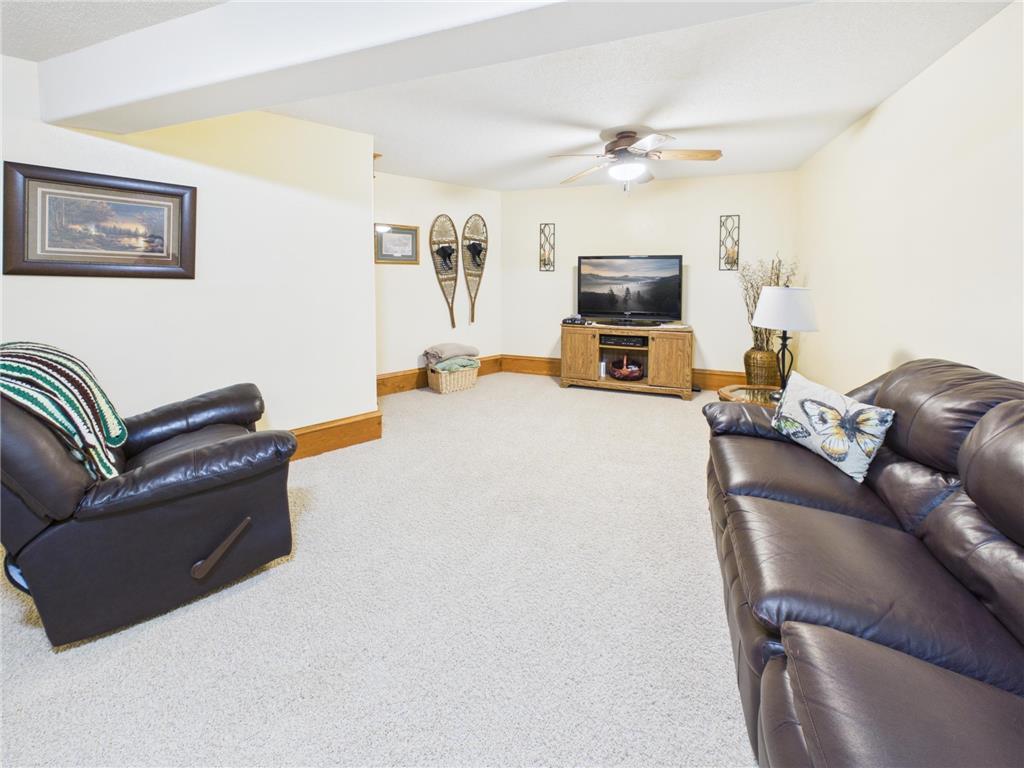 413 1st Avenue N Freeport MN 56331 7075874 image42