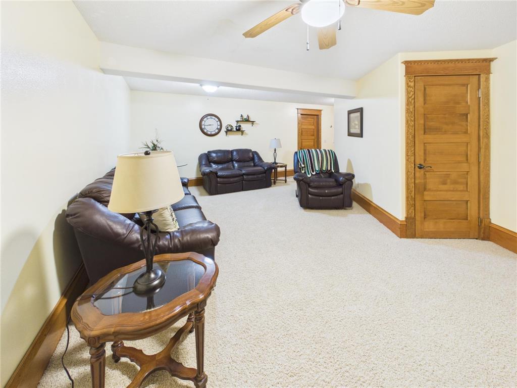 413 1st Avenue N Freeport MN 56331 7075874 image44
