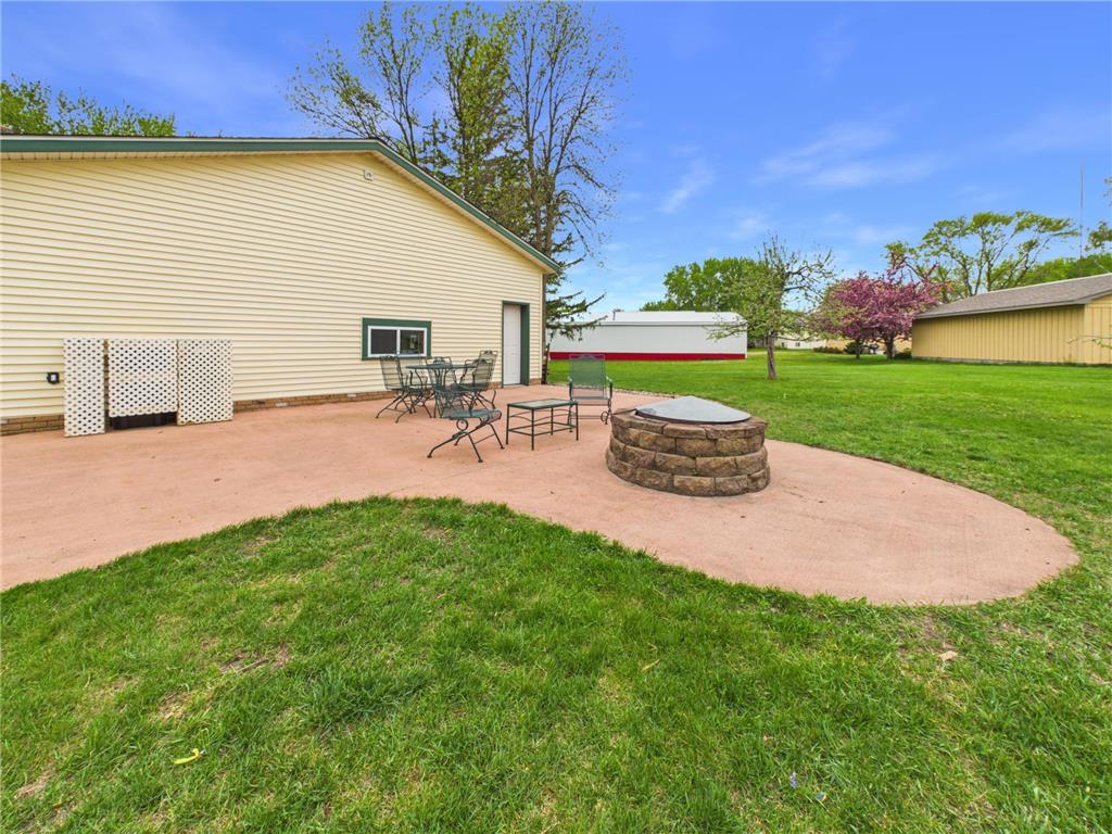 413 1st Avenue N Freeport MN 56331 7075874 image55