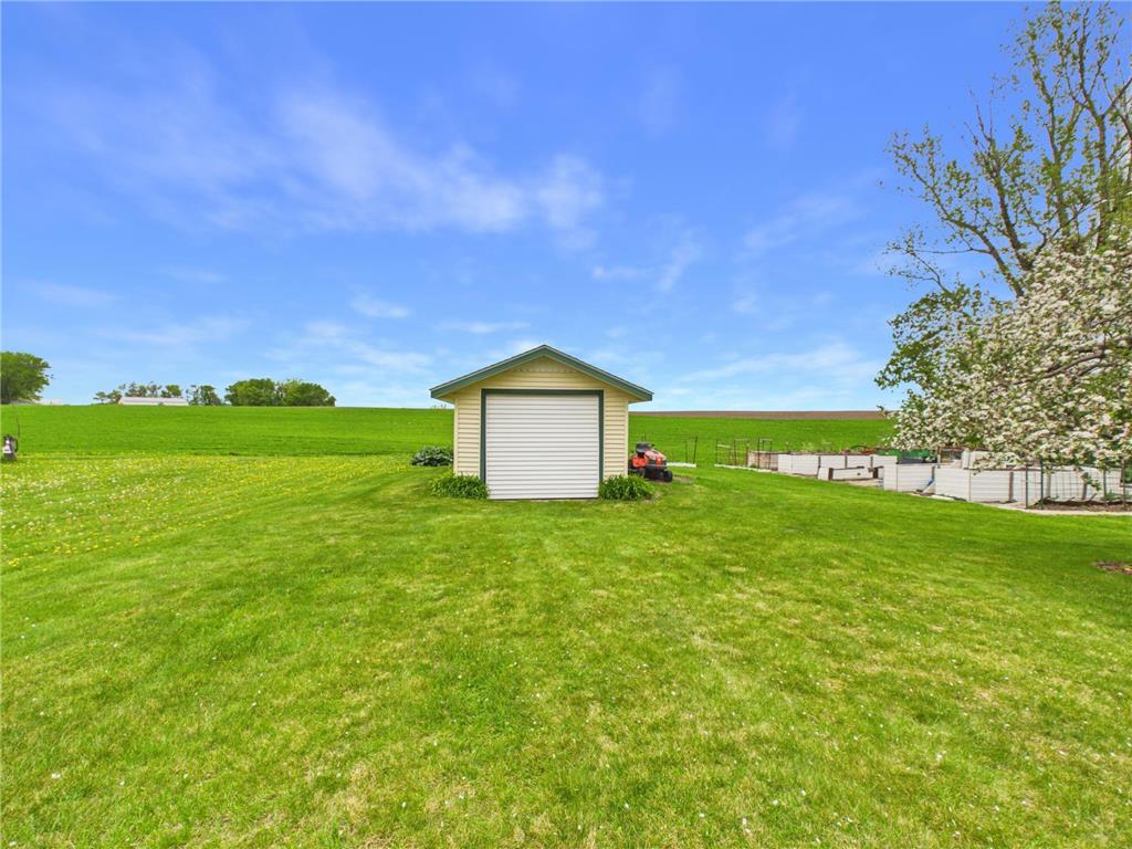 413 1st Avenue N Freeport MN 56331 7075874 image56