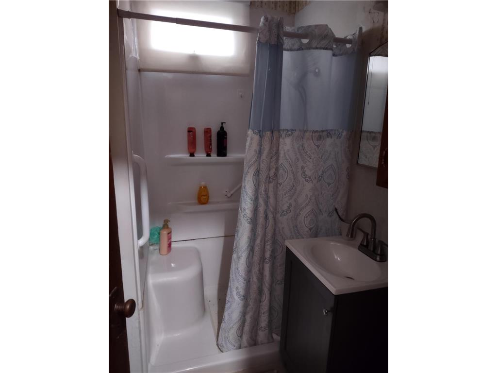 413 5th Avenue Madison MN 56256 6793238 image12