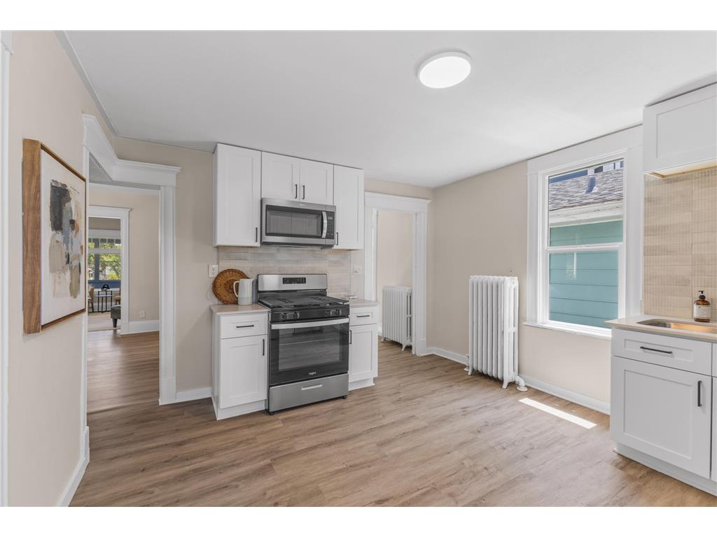 413 Knox Avenue N Minneapolis MN 55405 7106473 image16