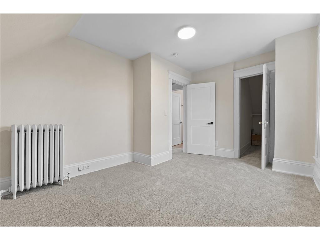 413 Knox Avenue N Minneapolis MN 55405 7106473 image25
