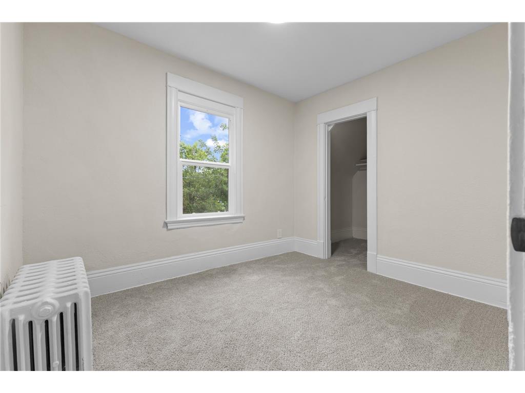 413 Knox Avenue N Minneapolis MN 55405 7106473 image27