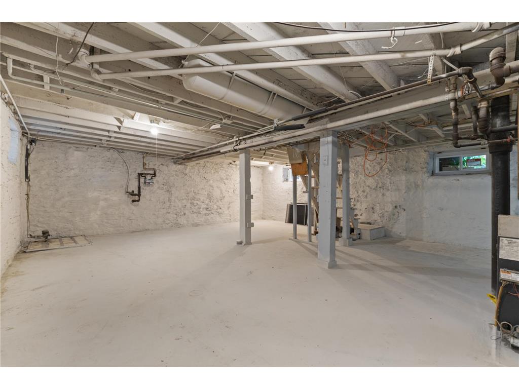 413 Knox Avenue N Minneapolis MN 55405 7106473 image31