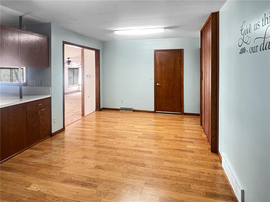 413 N 1st Avenue W Truman MN 56088 7001113 image11