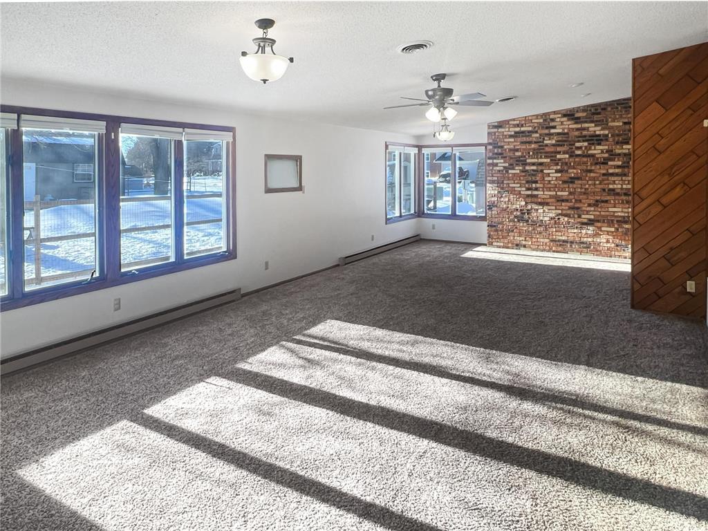 413 N 1st Avenue W Truman MN 56088 7001113 image23