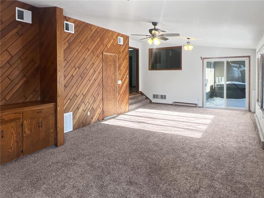 413 N 1st Avenue W Truman MN 56088 7001113 image25