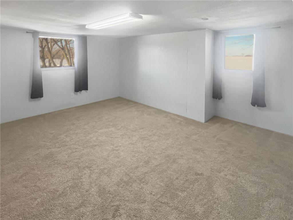 413 N 1st Avenue W Truman MN 56088 7001113 image26