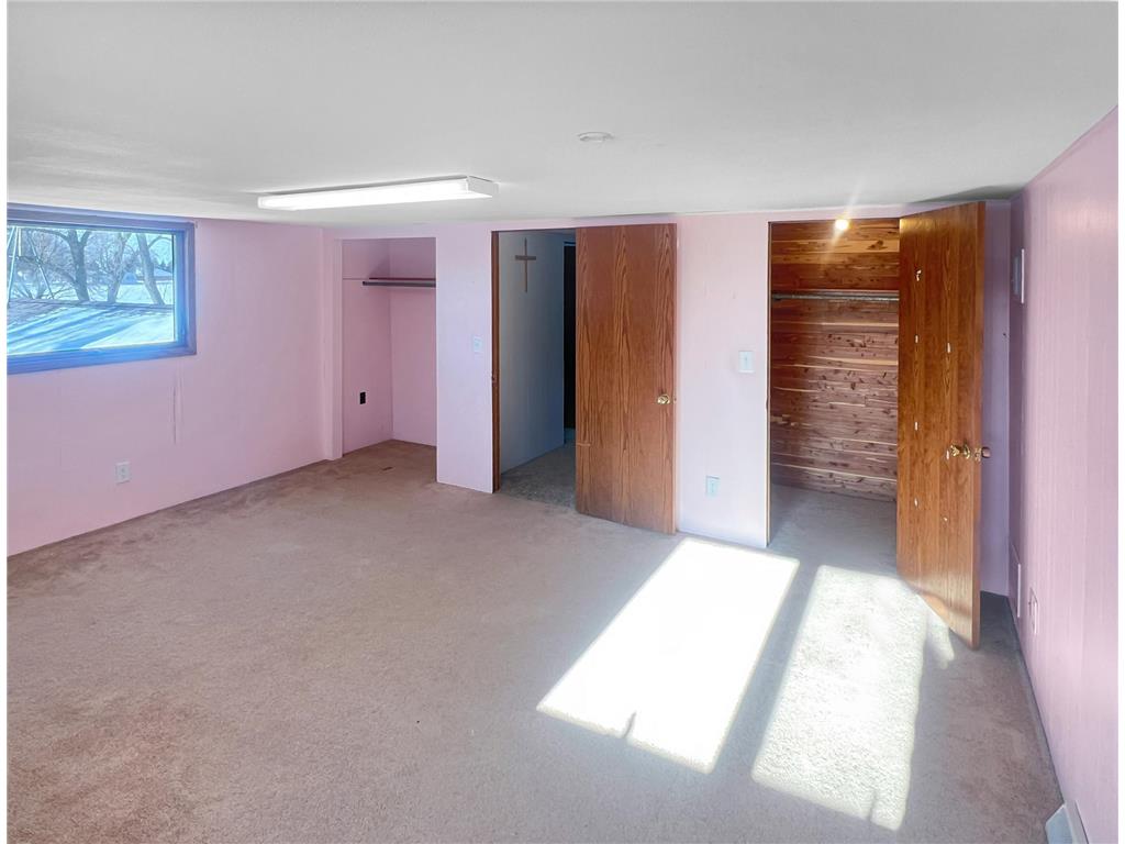 413 N 1st Avenue W Truman MN 56088 7001113 image29