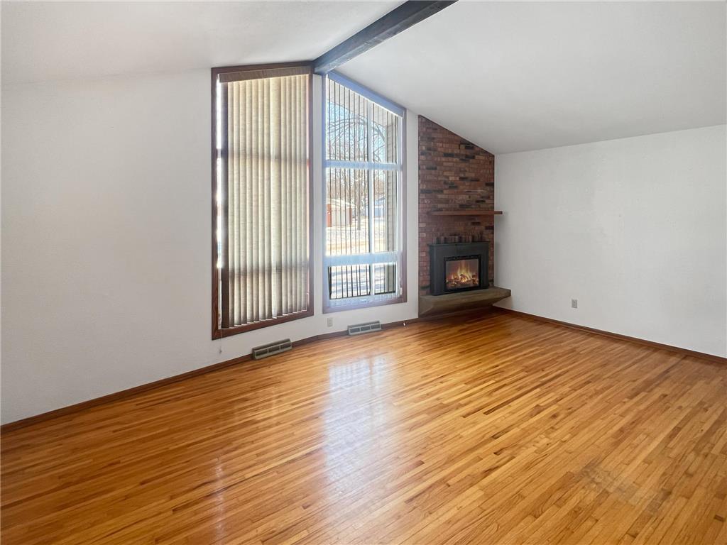 413 N 1st Avenue W Truman MN 56088 7001113 image7