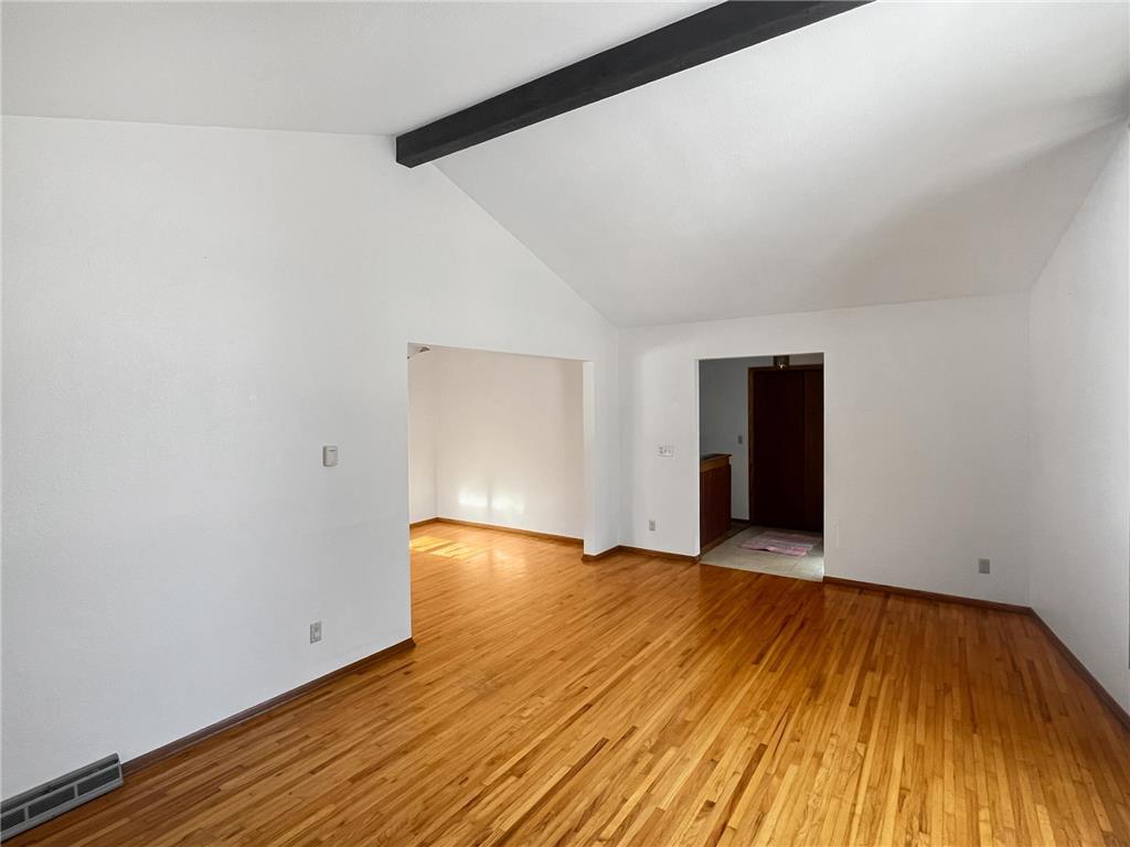 413 N 1st Avenue W Truman MN 56088 7001113 image9