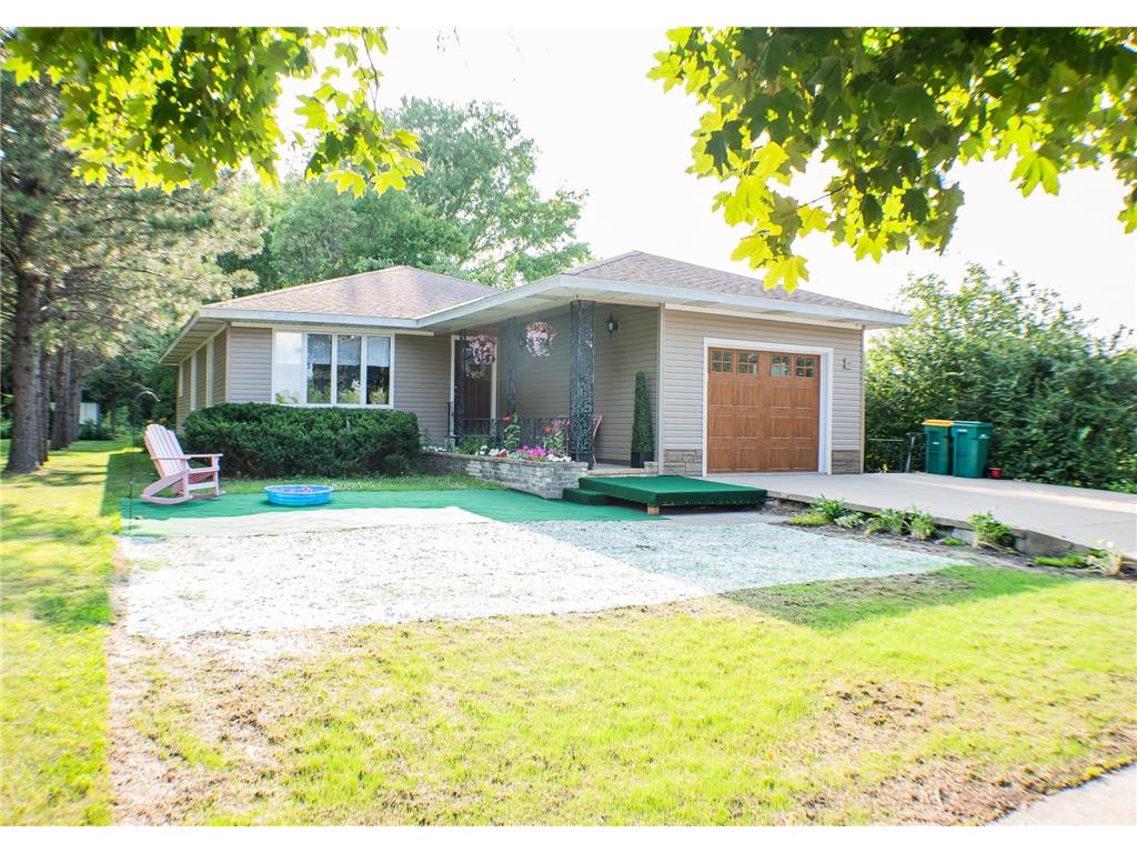 413 N Prairie Street Sherburn MN 56171 6403945 image1