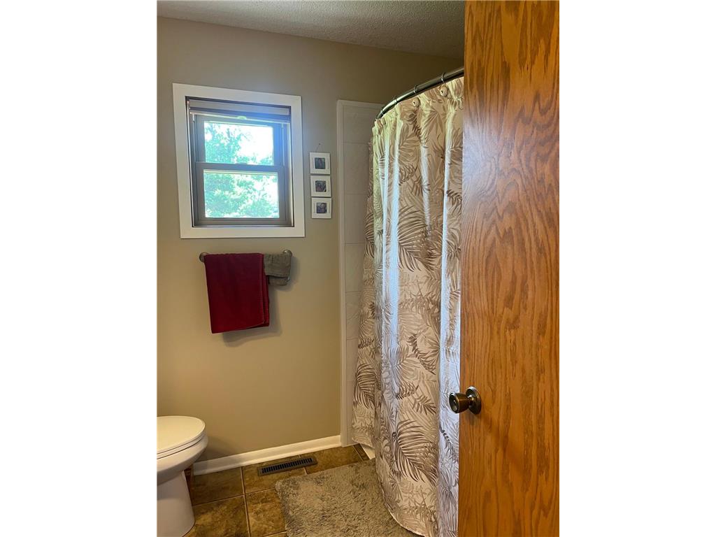 413 S Swift Avenue Litchfield MN 55355 7091183 image38
