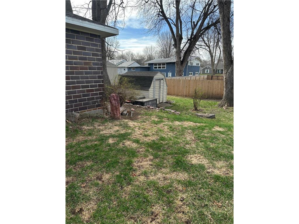 413 W Bishop Street Luverne MN 56156 7054482 image28