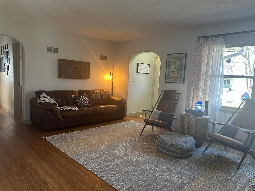 413 W Bishop Street Luverne MN 56156 7054482 image7