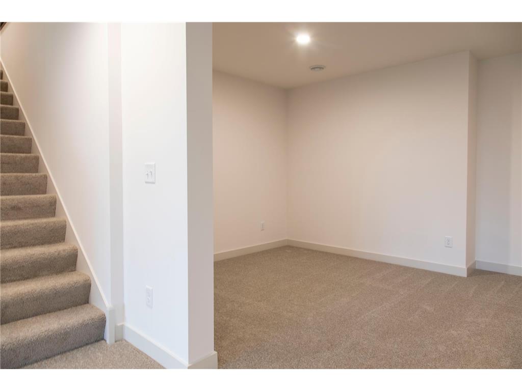 4130 Gable Lane Woodbury MN 55129 7040579 image25