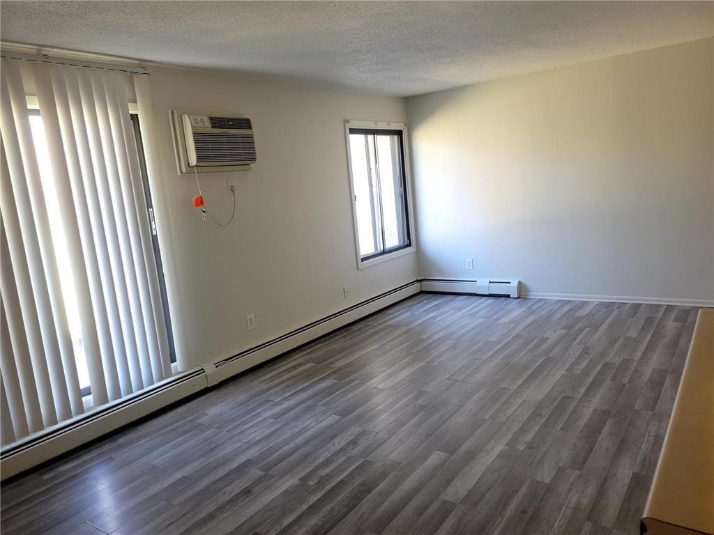 4130 Rahn Road 106, Eagan, MN, 55122 MLS 6354286 Edina Realty