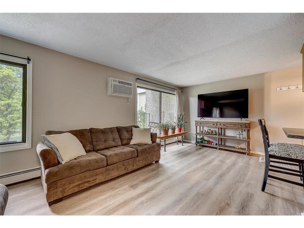 4130 Rahn Road 205, Eagan, MN, 55122 MLS 6378500 Edina Realty