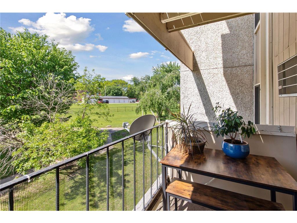 4130 Rahn Road #209 Eagan MN 55122 6730172 image3