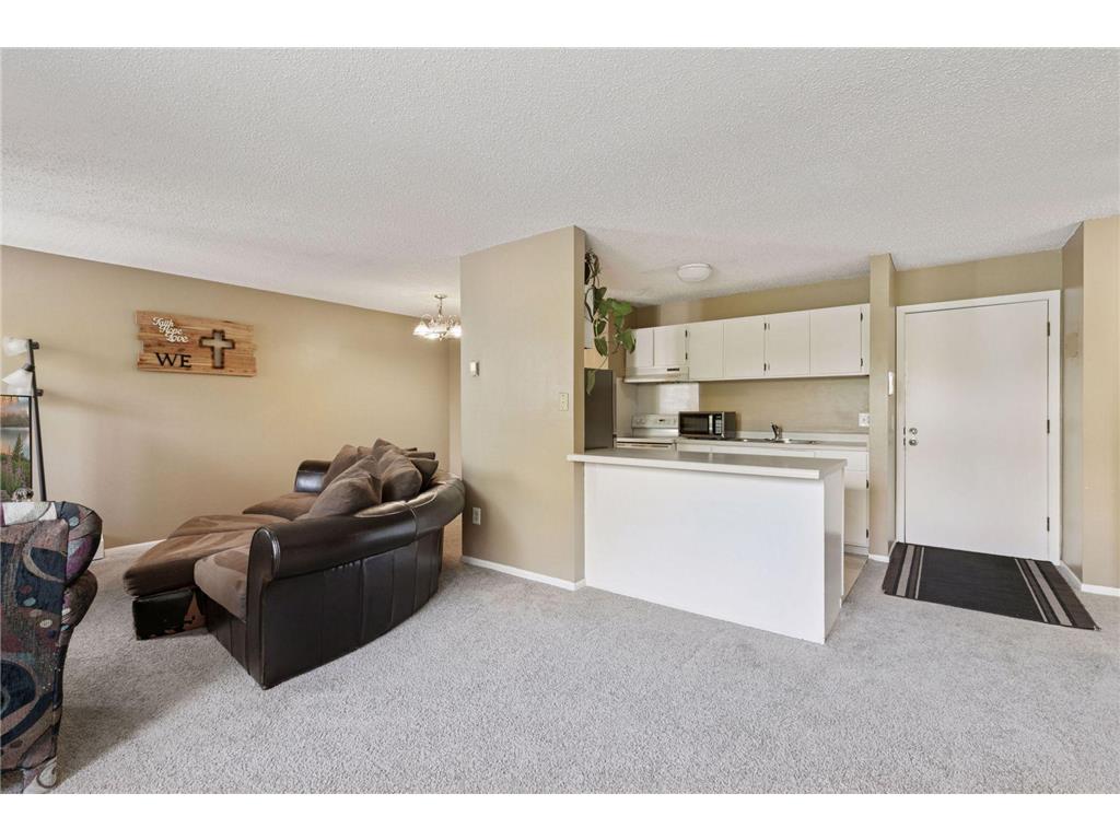 4130 Rahn Road #209 Eagan MN 55122 7003633 image16