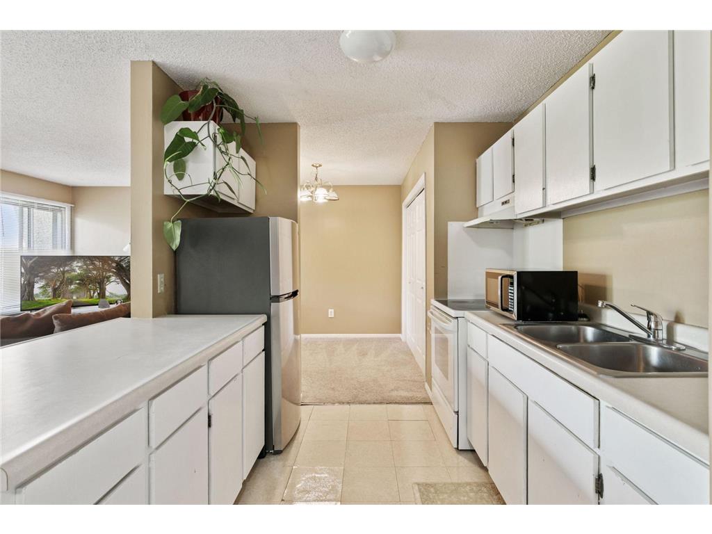 4130 Rahn Road #209 Eagan MN 55122 7003633 image8