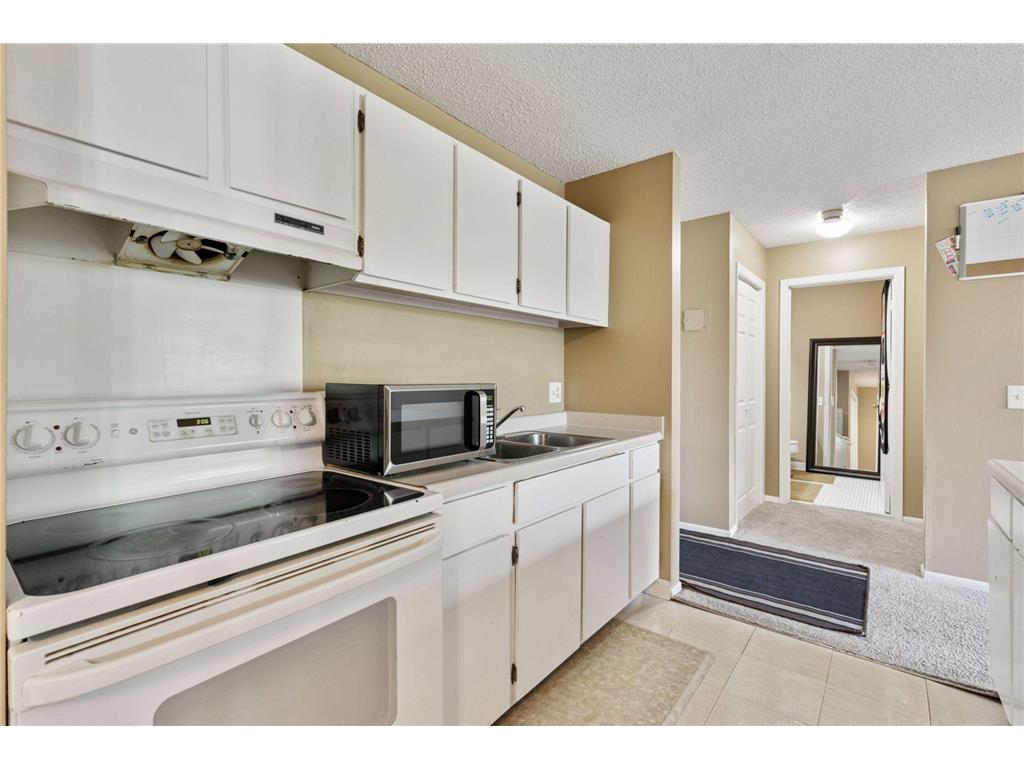 4130 Rahn Road #209 Eagan MN 55122 7003633 image9