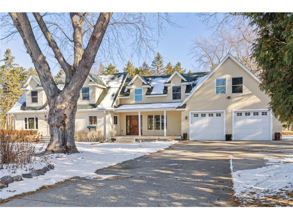 4130 Victoria Street N Shoreview MN 55126 6264936 image1