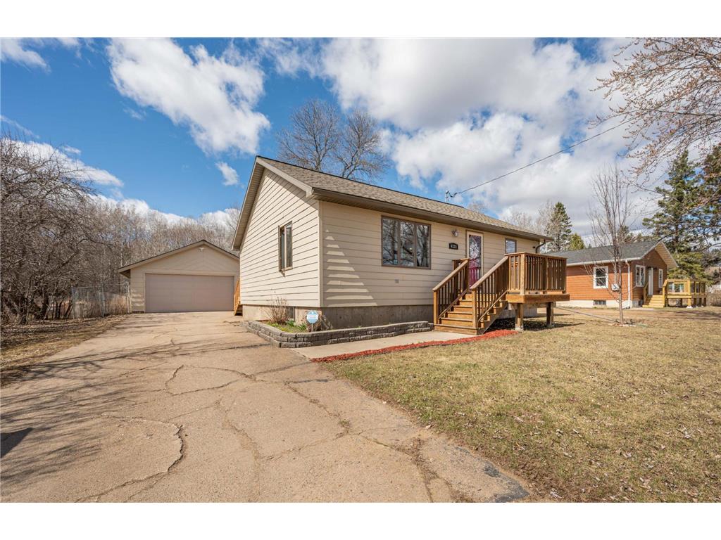 4131 19th Avenue E, Hibbing, MN, 55746 MLS 6520586 Edina Realty