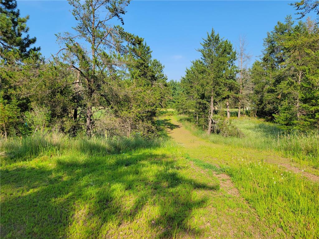 4131 Overland Circle Danbury WI 54893 6755480 image1