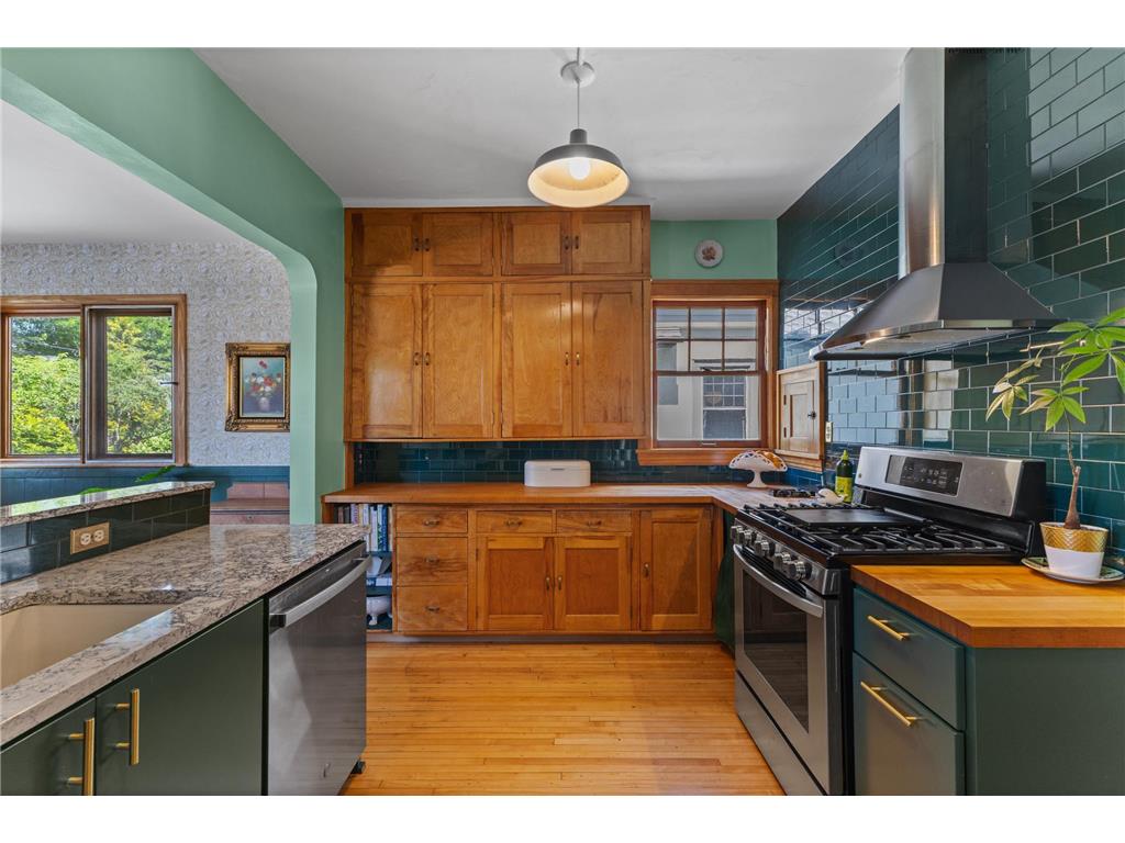 4132 Aldrich Avenue S Minneapolis MN 55409 7083175 image23