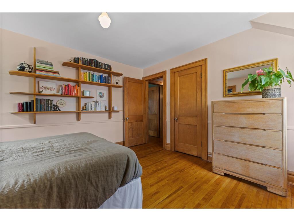 4132 Aldrich Avenue S Minneapolis MN 55409 7083175 image32
