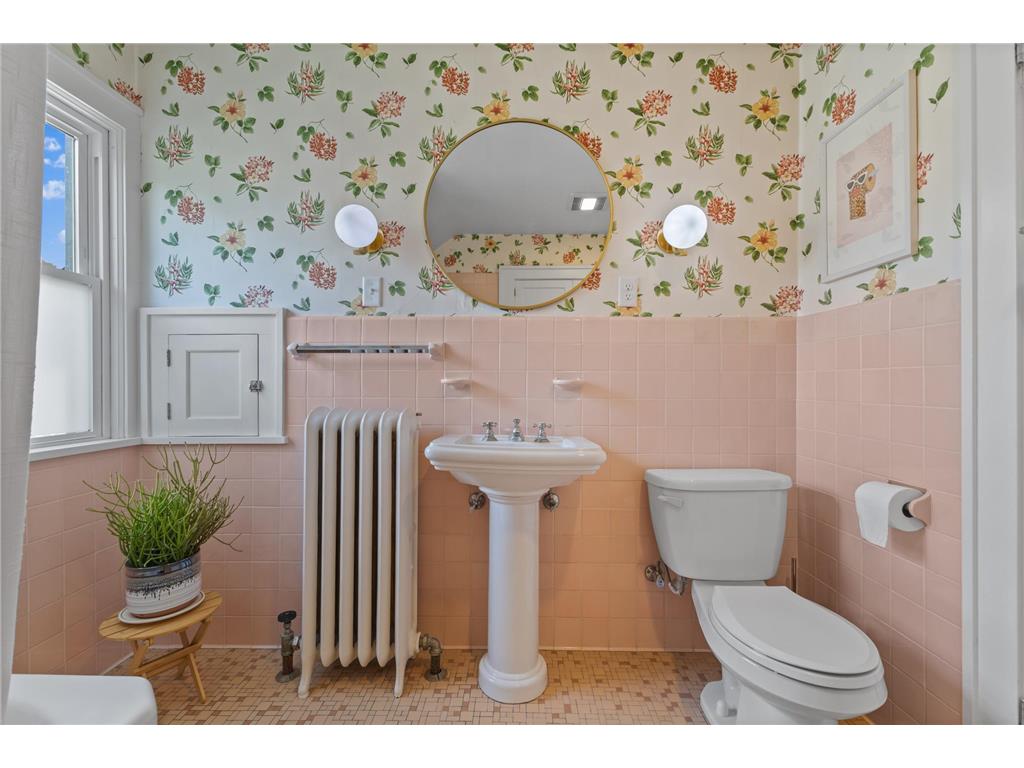 4132 Aldrich Avenue S Minneapolis MN 55409 7083175 image36