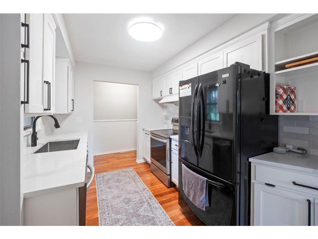 4133 Kentucky Circle N Crystal MN 55427 6608980 image1