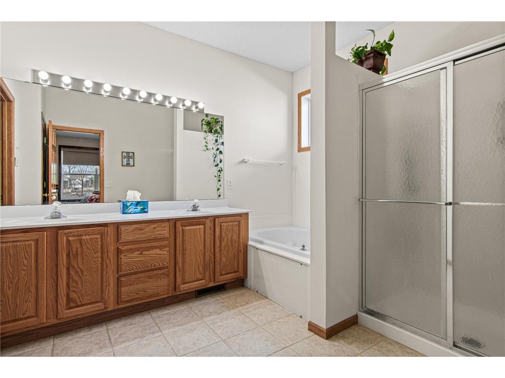 4134 Oakbrooke Trail Eagan MN 55122 7031179 image24