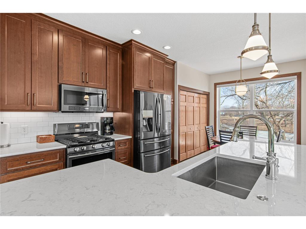 4134 Oakbrooke Trail Eagan MN 55122 7031179 image9