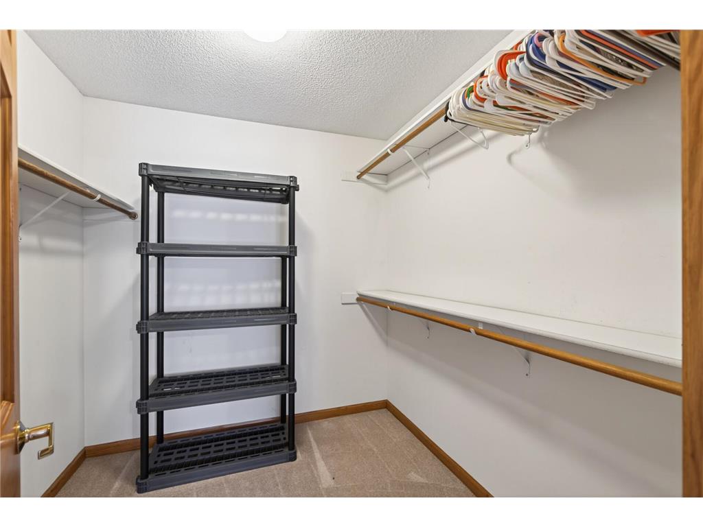 4134 Thornhill Lane Vadnais Heights MN 55127 7089729 image23
