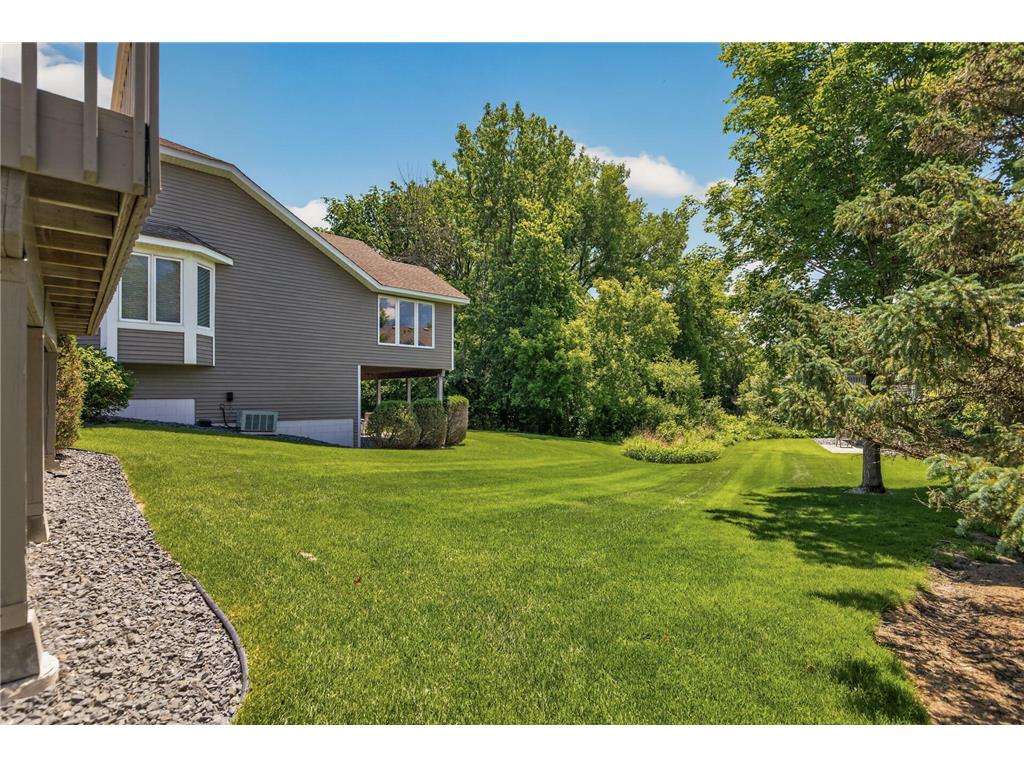 4134 Thornhill Lane Vadnais Heights MN 55127 7089729 image36