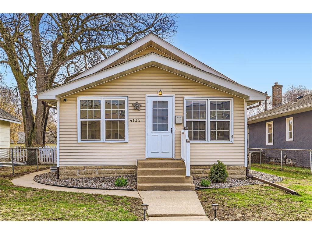 4135 4th Street NE Columbia Heights MN 55421 6696296 image1