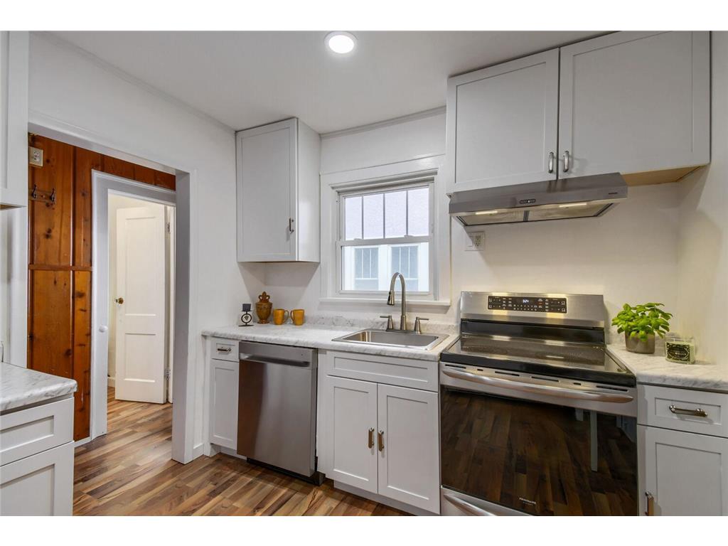 4136 21st Avenue S Minneapolis MN 55407 7054648 image9